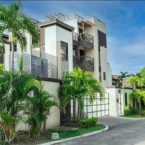 finest-accommodation-riches-manor-1-gladstone-drive-apt.hotelsochorios.net/